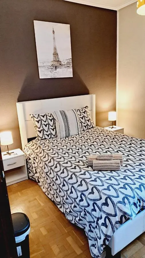Bernies Room Lopidana Guest house