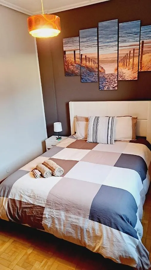 Bernies Room Lopidana Guest house